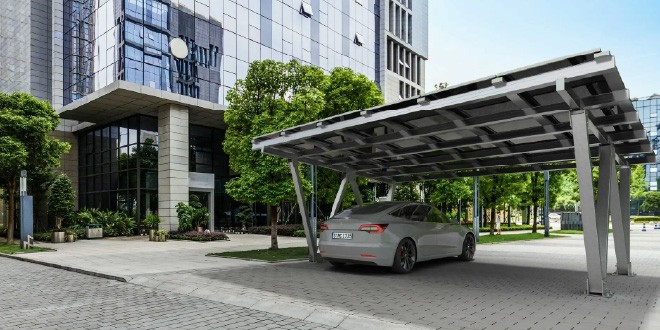Nabíjanie elektromobilu s FVE carportmi T.A.Q.